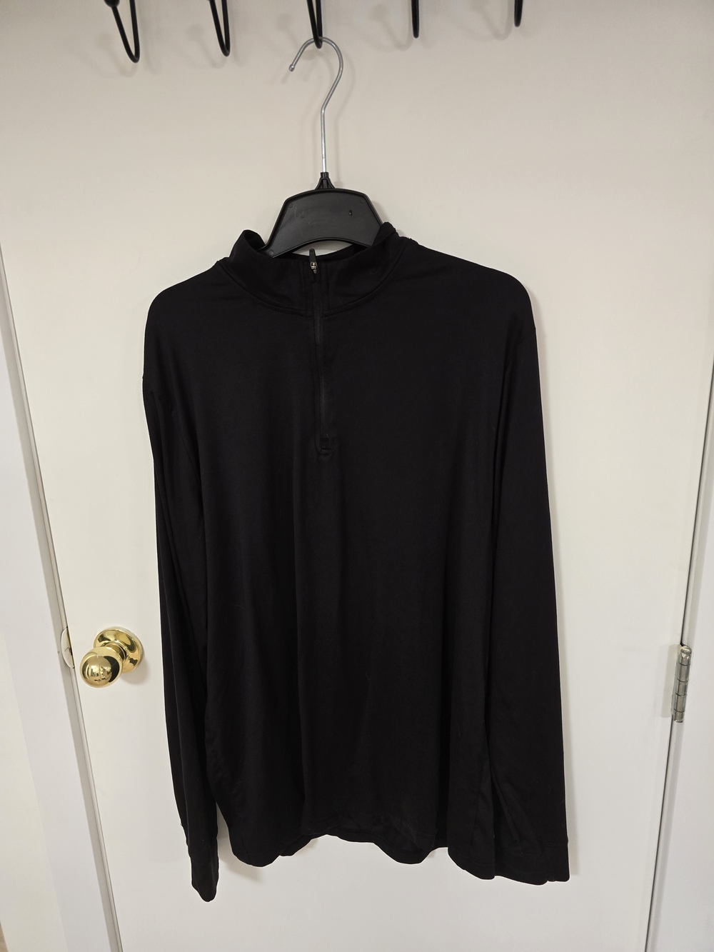 Old Navy Active Black Performance Tee